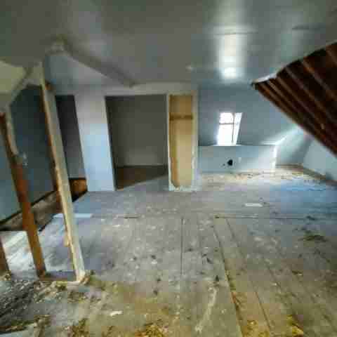 15045 manor (42).jpg